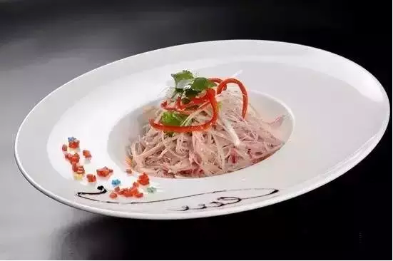 選擇一家好的蔬菜分銷公司來進(jìn)行餐飲管理，已不再是一個難題